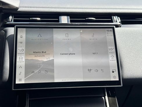 New 2026 Land Rover Range Rover Velar Dynamic SE AWD/4WD image 23