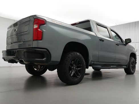 Used 2021 Chevrolet Silverado 1500 LT Trail Boss w/ Convenience Package II AWD/4WD image 7
