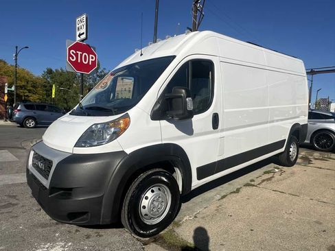 Used 2019 RAM ProMaster 2500 w/ Interior Convenience Group image 3