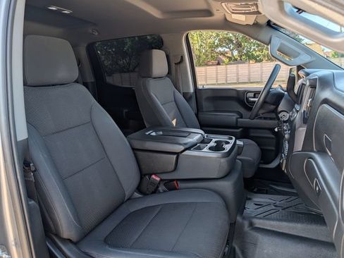 Used 2020 Chevrolet Silverado 1500 Custom w/ Custom Value Package RWD image 24