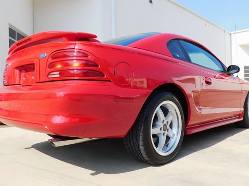 Used 1995 Ford Mustang GT RWD image 22