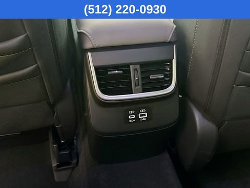 Used 2025 Subaru Outback Onyx Edition image 30