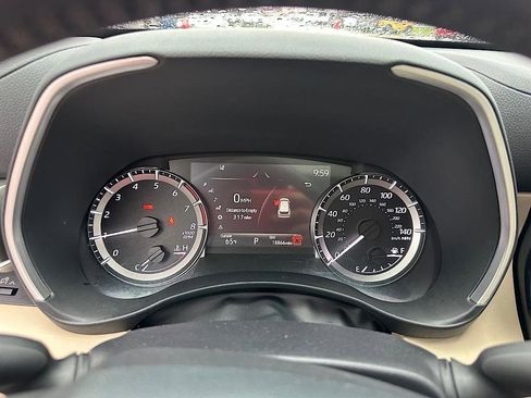 Certified 2024 Toyota Highlander XLE image 23