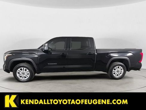 Certified 2025 Toyota Tundra SR5 w/ SR5 Premium Package AWD/4WD image 8