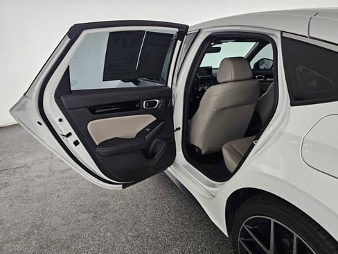 Used 2023 Honda Civic Sport Touring image 15