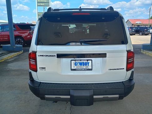Used 2027 Toyota Land Cruiser w/ Premium Package AWD/4WD image 4