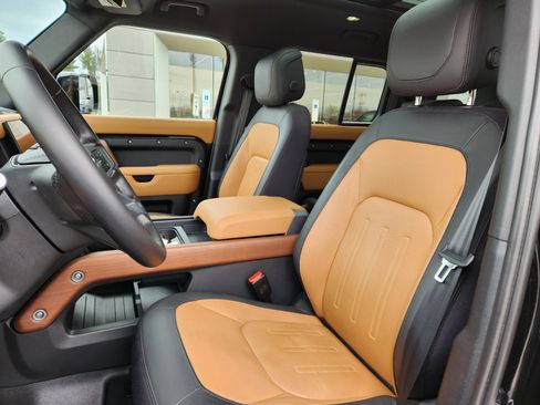 Certified 2024 Land Rover Defender 110 X image 10