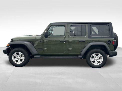 Used 2021 Jeep Wrangler Unlimited Sport image 17