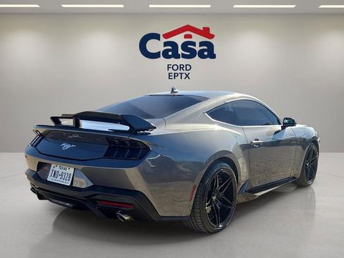 Used 2024 Ford Mustang Coupe image 3