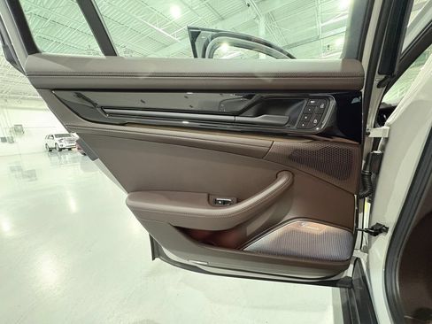 Used 2024 Porsche Panamera 4 AWD/4WD image 52