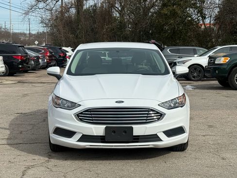 Used 2017 Ford Fusion S image 3