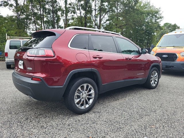Used 2021 Jeep Cherokee Latitude Lux w/ Comfort/Convenience Group FWD image 2