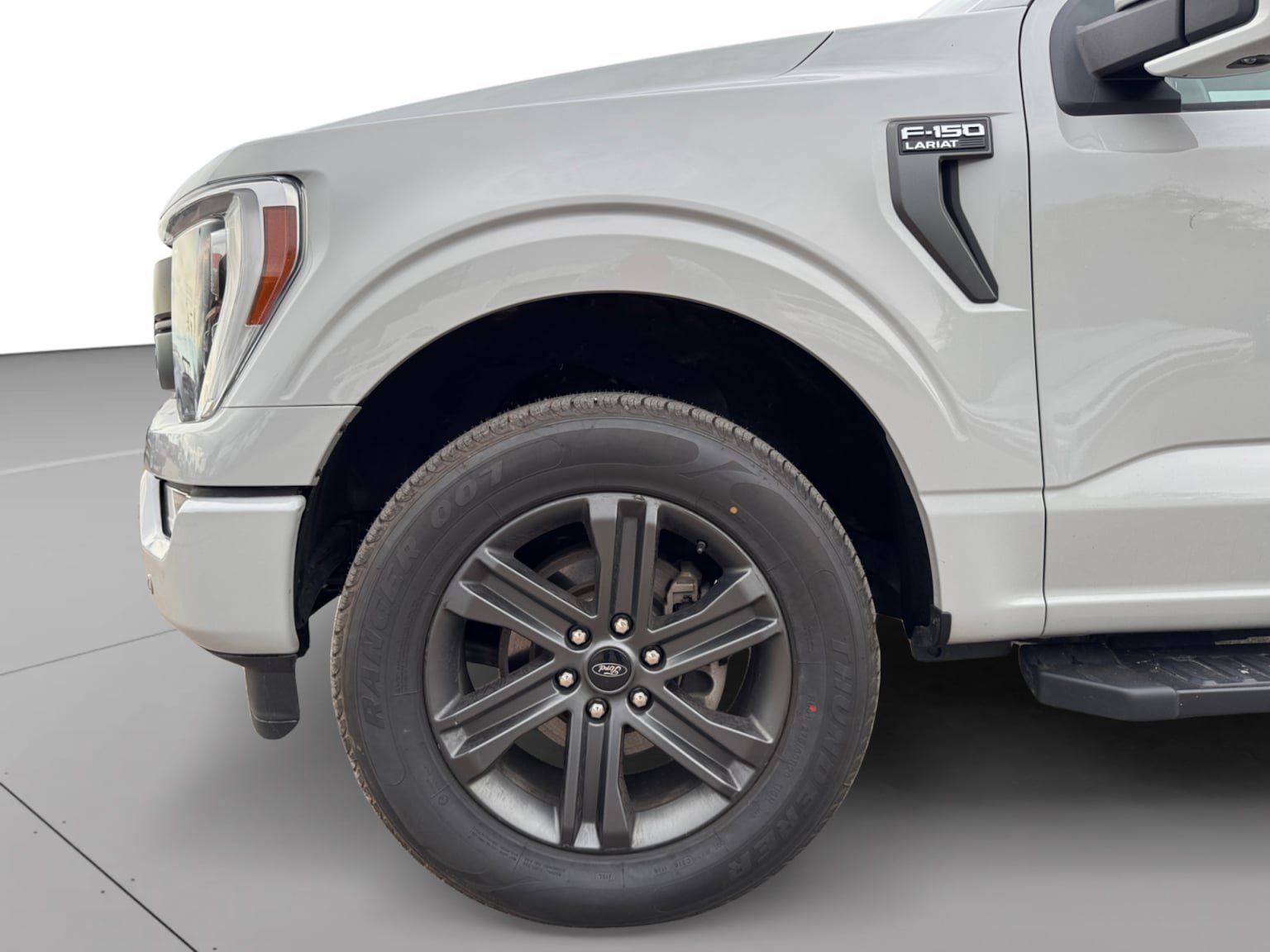 Used 2023 Ford F150 Lariat w/ Equipment Group 502A High AWD/4WD image 9