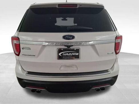 Used 2019 Ford Explorer Platinum AWD/4WD image 6
