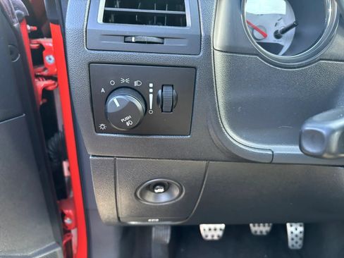 Used 2009 Dodge Challenger SRT8 w/ SRT Option Group II RWD image 14