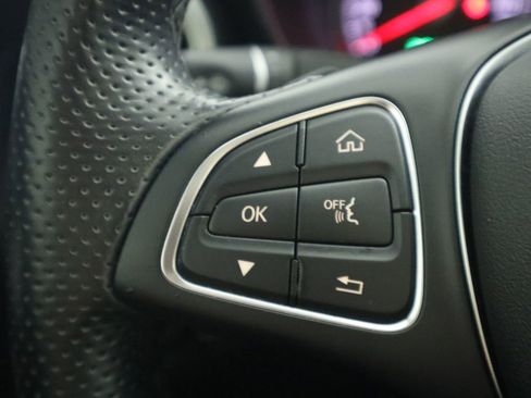 Used 2017 Mercedes-Benz C 300 Sedan image 11