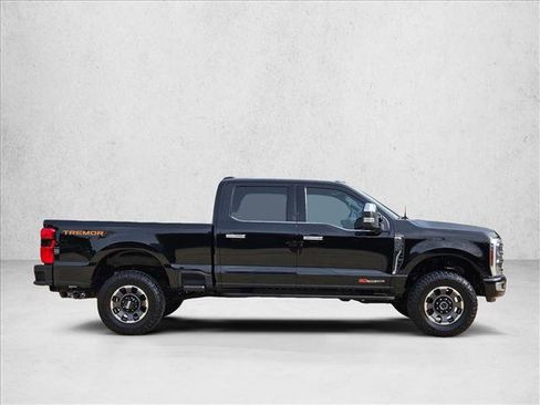 Used 2024 Ford F250 Platinum w/ Tremor Off-Road Package AWD/4WD image 4
