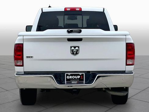 Used 2020 RAM 1500 Classic SLT w/ Luxury Group RWD image 5