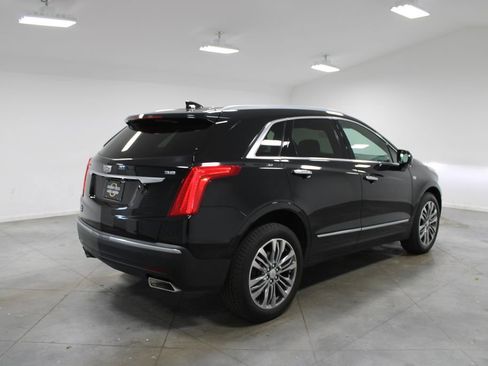 Used 2018 Cadillac XT5 Premium Luxury FWD image 10
