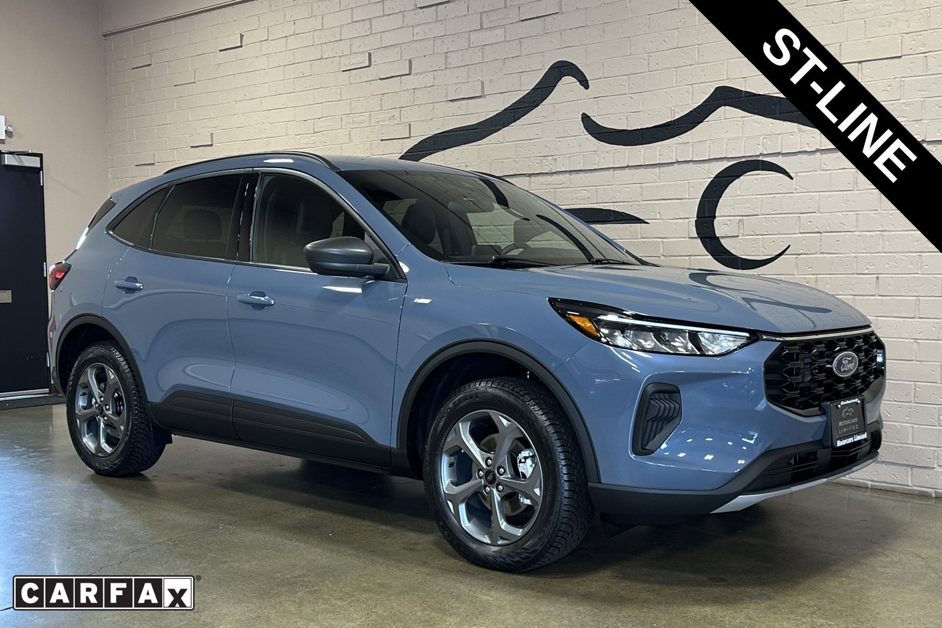 Used 2025 Ford Escape ST-Line AWD/4WD image 1