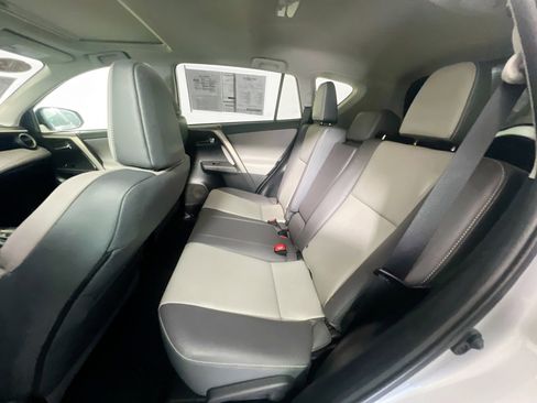 Used 2015 Toyota RAV4 Limited image 28