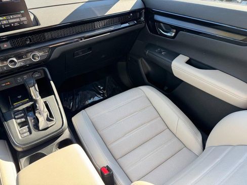 Used 2024 Honda CR-V EX-L image 16