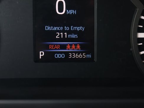 Used 2025 Toyota Tundra SR AWD/4WD image 4