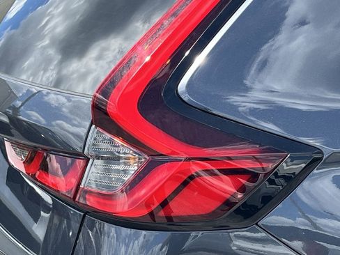 Used 2025 Honda CR-V EX-L image 11