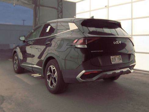 Used 2023 Kia Sportage LX FWD image 6