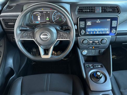 Used 2023 Nissan Leaf S image 14