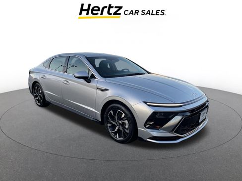 Used 2025 Hyundai Sonata SEL image 1