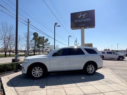 Used 2023 Dodge Durango SXT image 5