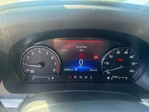 Used 2023 Ford Explorer XLT w/ Equipment Group 202A RWD image 14