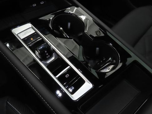 New 2025 Volkswagen Atlas Cross Sport SE image 16