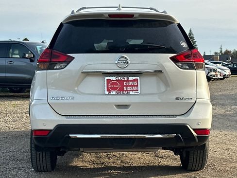 Certified 2020 Nissan Rogue SV image 8