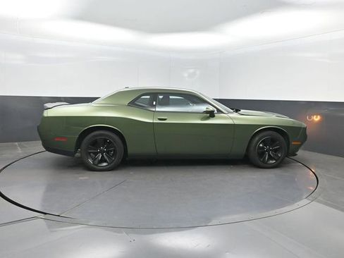 Used 2023 Dodge Challenger SXT RWD image 28