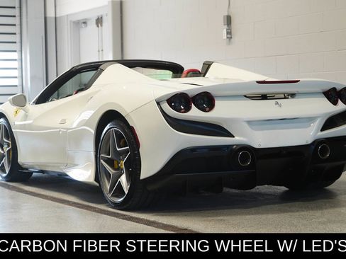 Used 2021 Ferrari F8 Tributo image 4