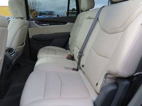 Used 2023 Cadillac XT6 Premium Luxury w/ Technology Package image 44