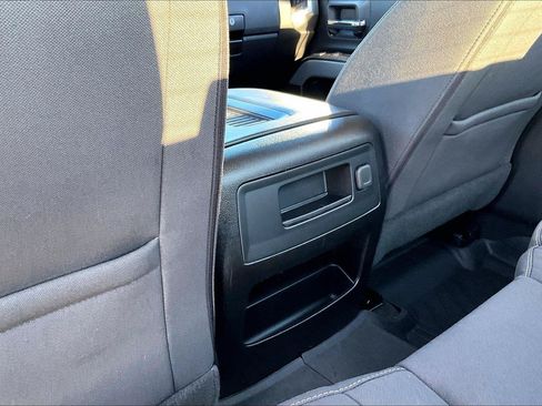 Used 2017 Chevrolet Silverado 1500 LT w/ Redline Edition AWD/4WD image 35