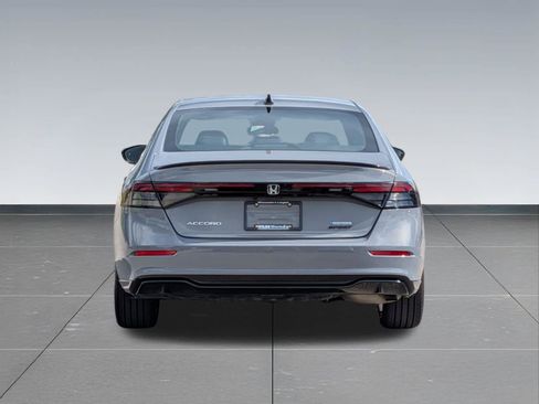 Used 2024 Honda Accord Sport image 4