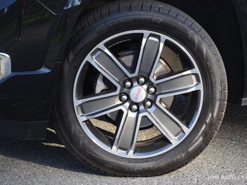 Used 2017 GMC Acadia Denali w/ Technology Package image 39