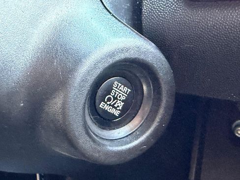 Used 2023 RAM ProMaster 2500 FWD image 61
