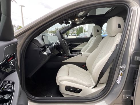 New 2026 BMW 530i w/ Premium Package image 10