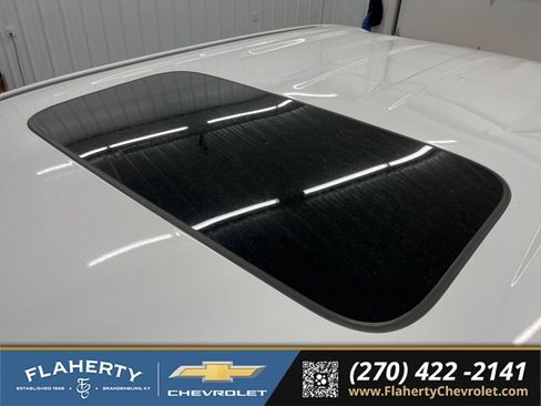 Used 2024 Chevrolet Silverado 1500 ZR2 w/ Technology Package AWD/4WD image 36