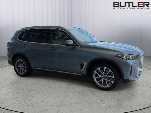 Certified 2024 BMW X5 sDrive40i w/ Premium Package RWD image 7