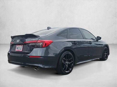 Used 2024 Honda Civic Sport image 5