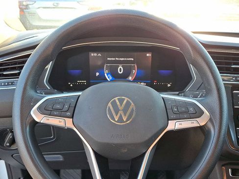 Used 2022 Volkswagen Tiguan S image 18