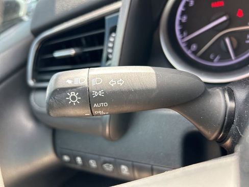 Used 2024 Toyota Camry XLE w/ Navigation Package image 28