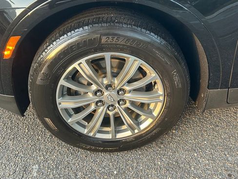 Used 2017 Cadillac XT5 Luxury w/ Driver Awareness Package image 16