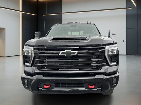 Used 2026 Chevrolet Silverado 2500 LTZ w/ Trail Boss Package AWD/4WD image 8